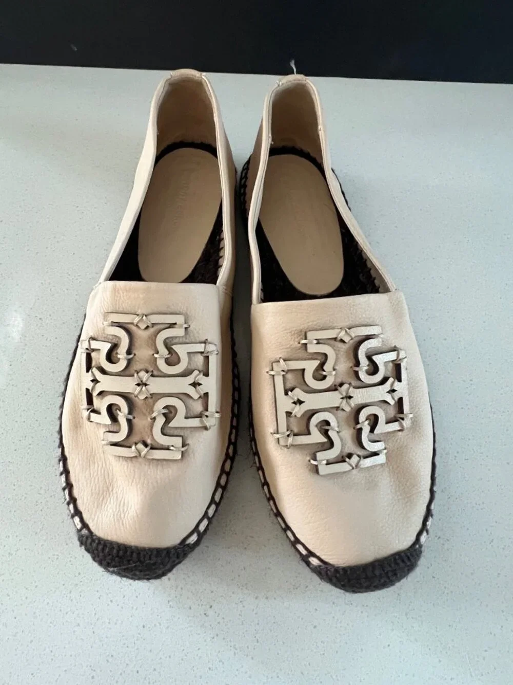 TORY BURCH BEIGE LEATHER ESPADRILLES FLATS SIZE 7.5